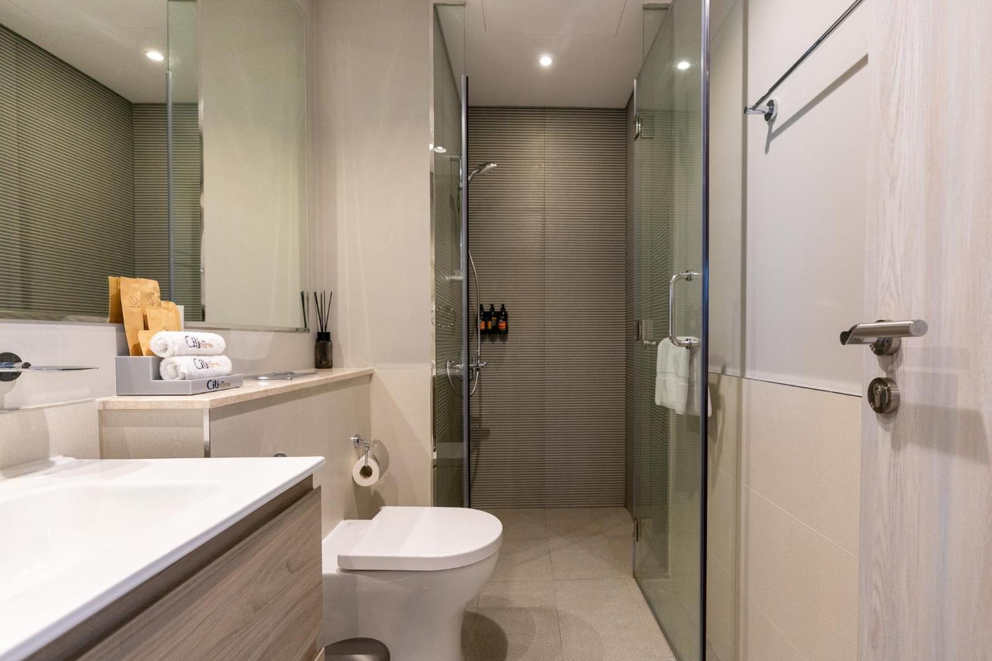Citihome - Newly Furnished In Business Bay Дубай