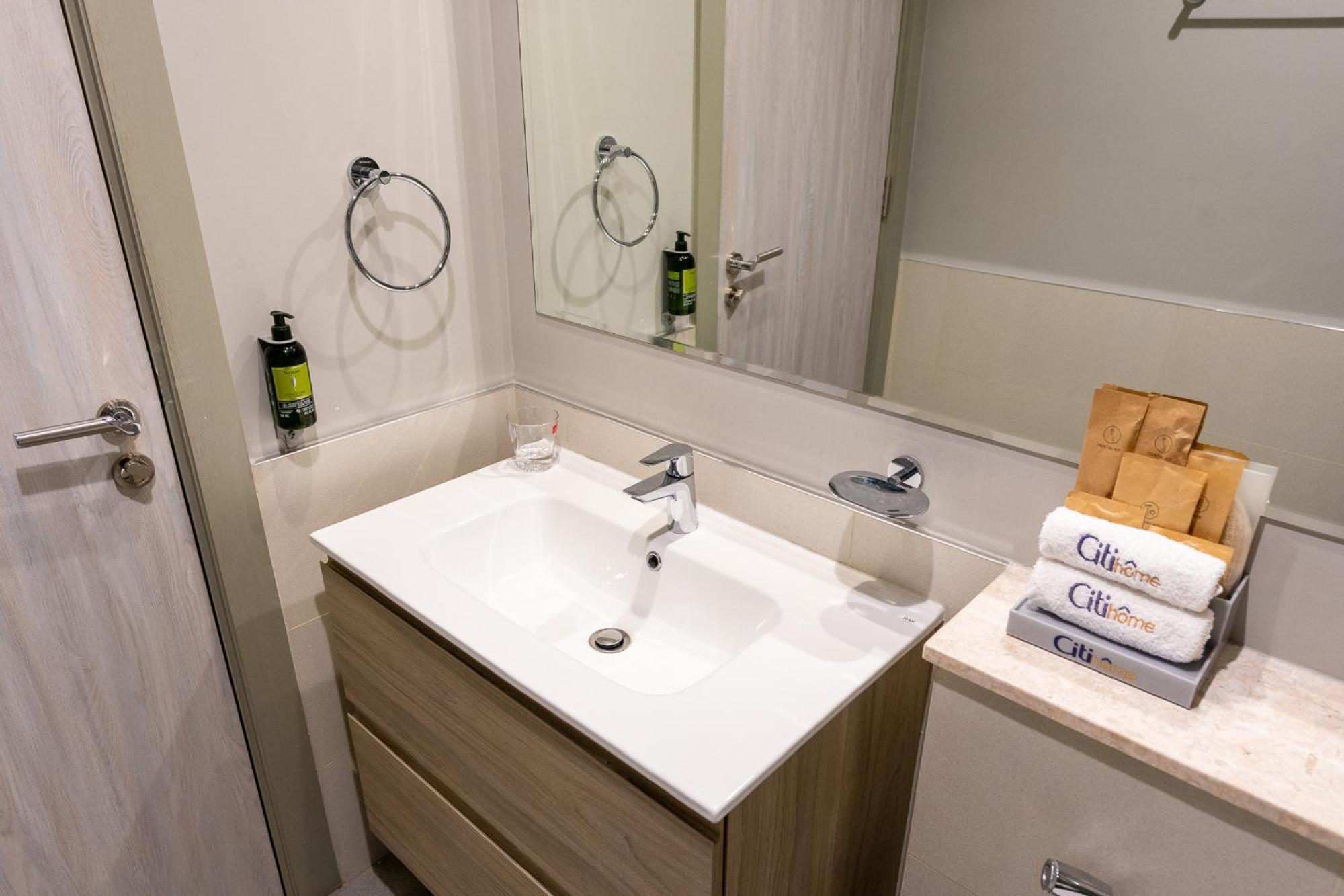 Апартаменти Citihome - Newly Furnished In Business Bay