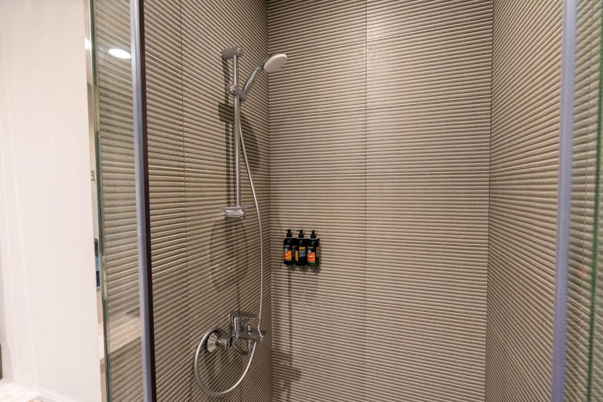 Citihome - Newly Furnished In Business Bay Апартаменти *
