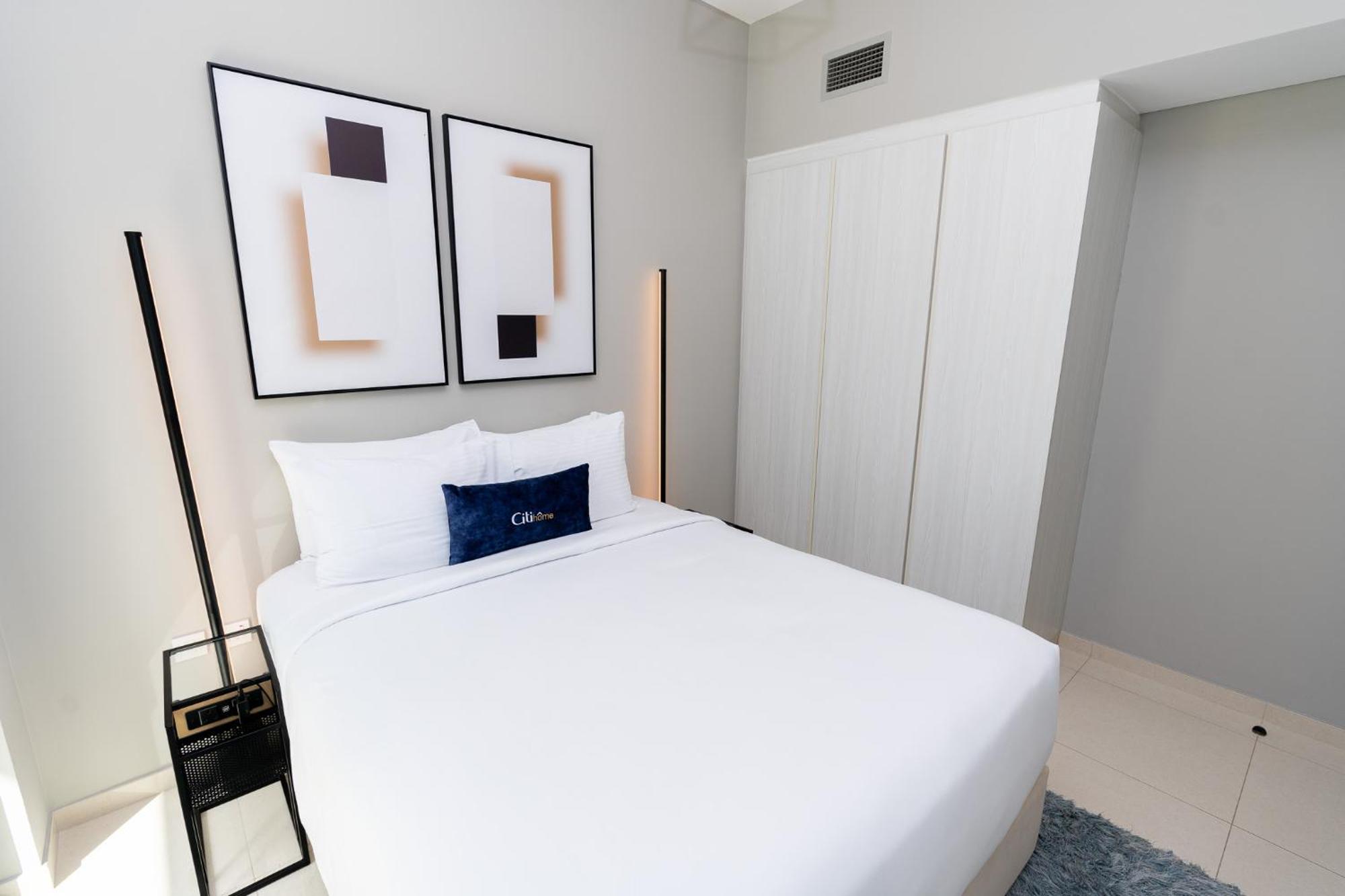 Citihome - Newly Furnished In Business Bay Апартаменти Дубай